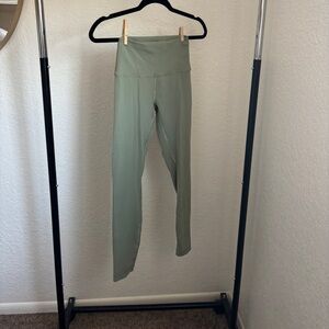 Green Lululemon leggings
